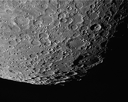 Lune avec une PL1-m (webcam).